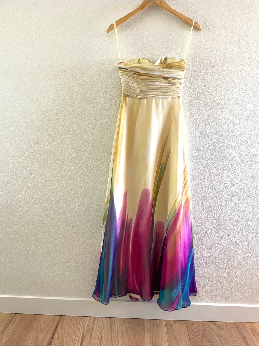 Strapless Beaded Ombre Watercolor Formal Evening Dress - Yellow Multicolor Sz 6 - Picture 4 of 13